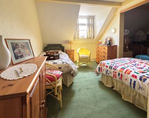 Photo 16- click for photo gallery